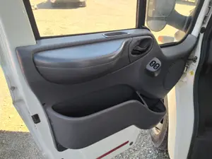 Foto de GUARNECIDO PUERTA DELANTERA IZQUIERDA FORD TRANSIT CAJA ABIERTA (FY) 2.4 TDE CAT (120 CV / 88 KW) referencia 4411629