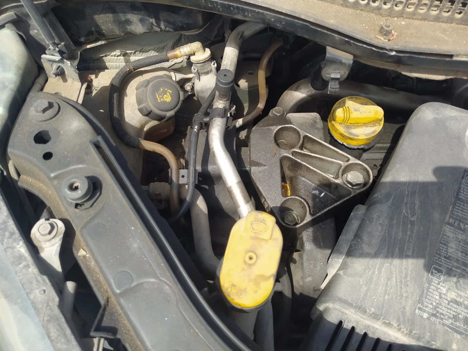 Foto de DEPOSITO LIMPIA RENAULT SCENIC II (JM) 1.5 dCi Diesel (101 CV / 74 KW) referencia 7701207665