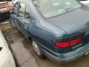 Foto de MANETA EXTERIOR TRASERA IZQUIERDA RENAULT MEGANE I CLASSIC (LA0) 2.0 CAT (114 CV / 84 KW) referencia 7700433075