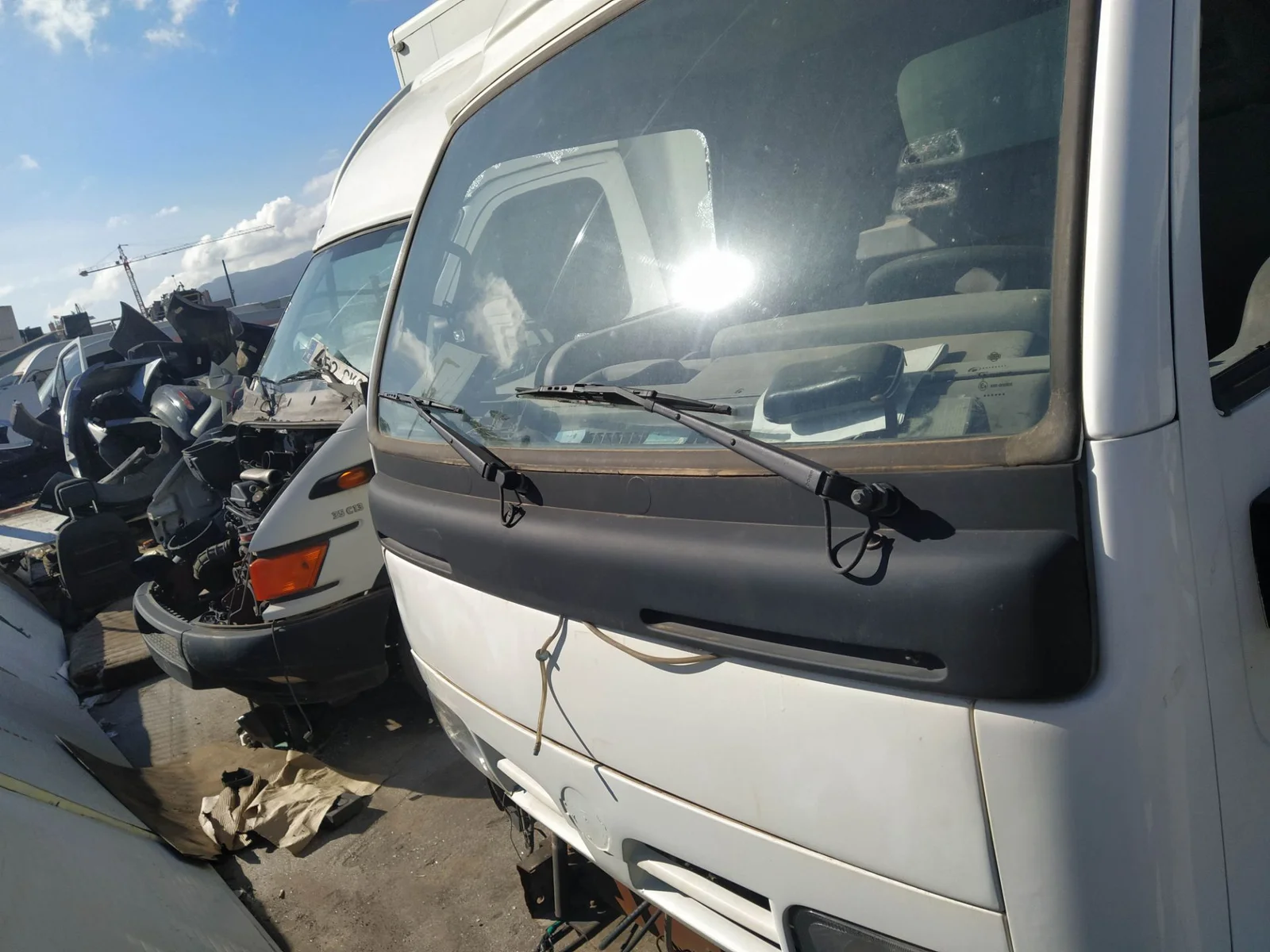 Foto de ARTICULACION LIMPIA DELANTERA NISSAN CABSTAR 3.0 Diesel (125 CV / 92 KW)
