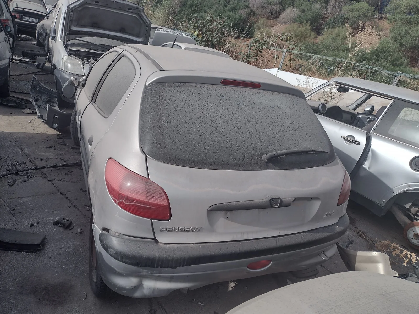 Foto de LUZ CENTRAL DE FRENO PEUGEOT 206 1.9 Diesel (69 CV / 51 KW) referencia 6350K5