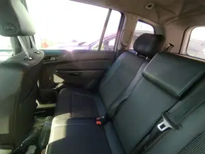 Foto de ENGANCHE CINTURON TRASERO CENTRAL OPEL ZAFIRA B 1.9 CDTI (120 CV / 88 KW)