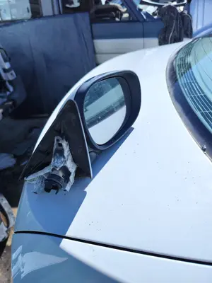 Foto de RETROVISOR DERECHO BMW SERIE 3 BERLINA (E90) 2.0 Turbodiesel CAT (143 CV / 105 KW) referencia 51167189945