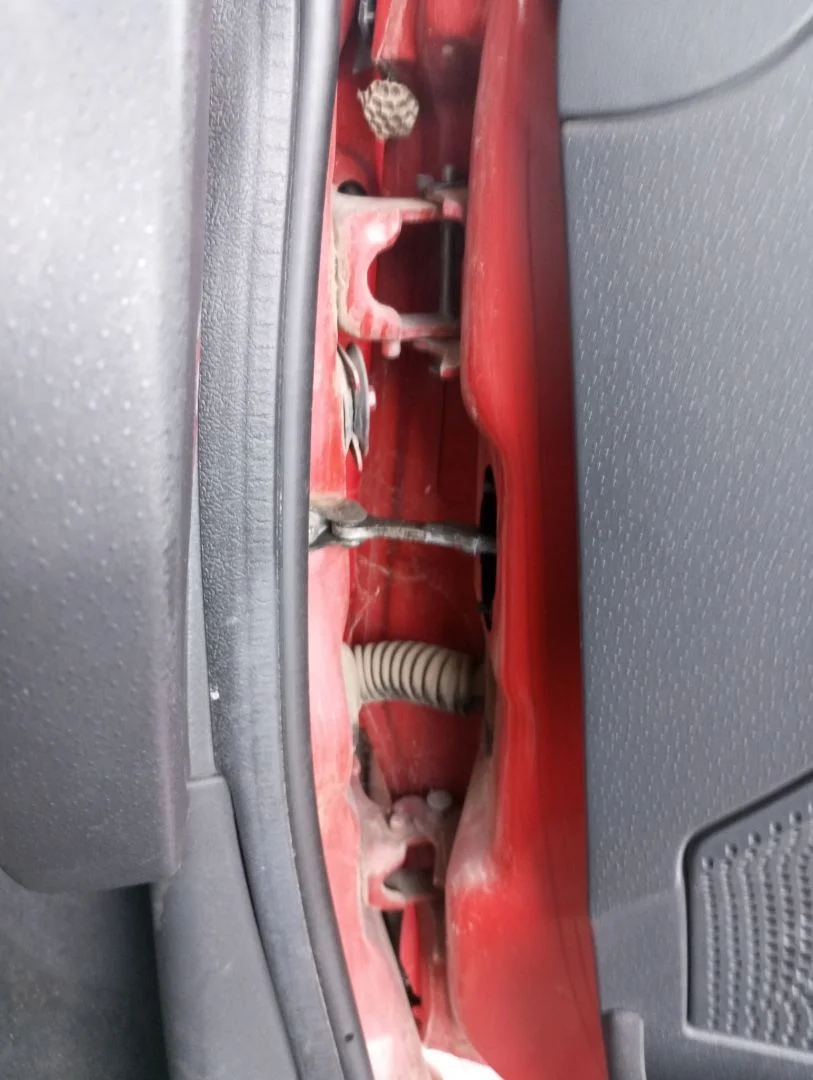 Foto de RETENEDOR PUERTA CITROEN C2 1.4 (73 CV / 54 KW) referencia 9181H6
