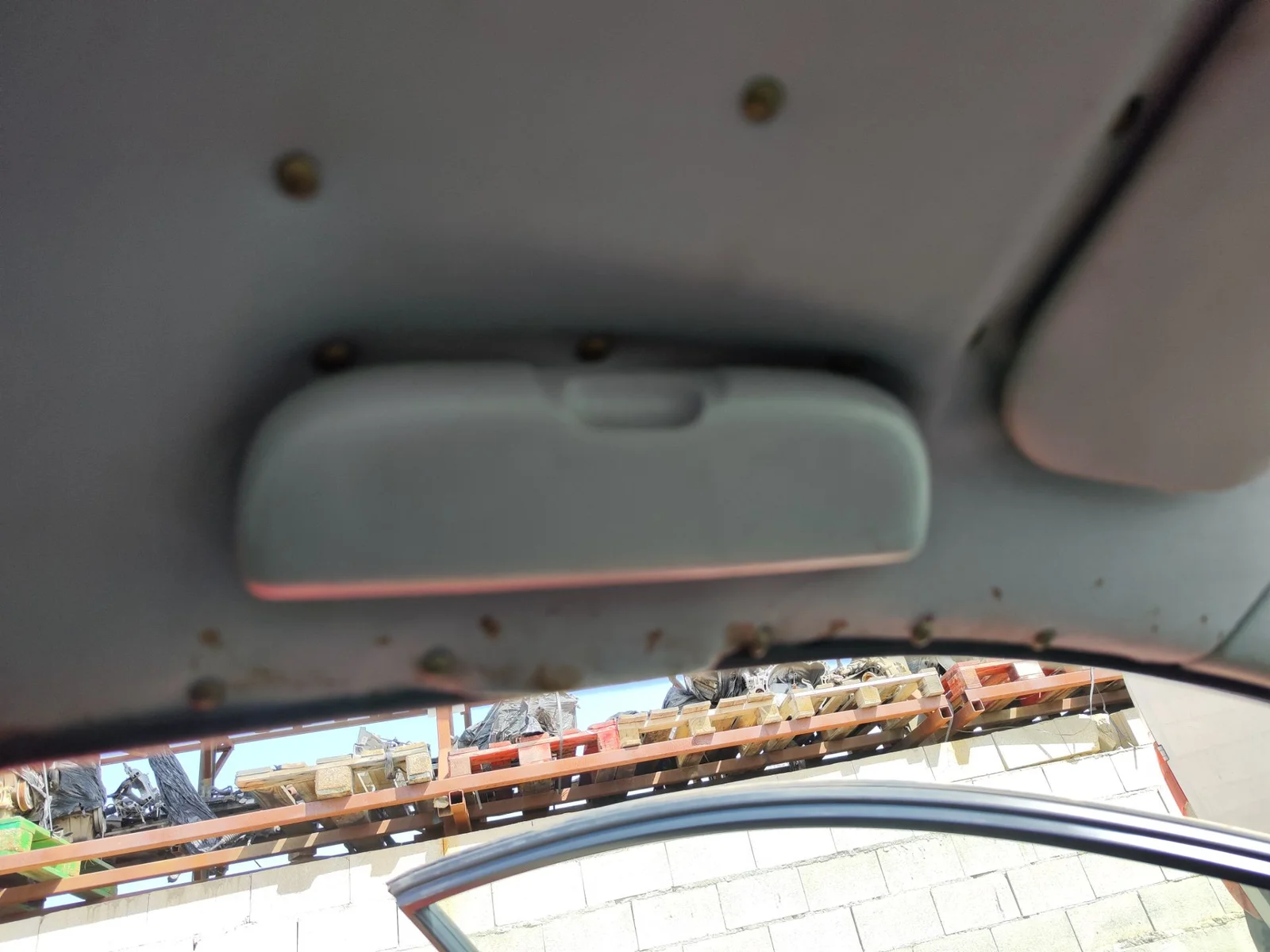 Foto de ASIDERO TECHO DELANTERO IZQUIERDO NISSAN PRIMERA BERLINA (P12) 1.9 16V Turbodiesel CAT (120 CV / 88 KW) referencia 96980AV700