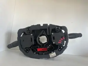 Foto de MANDO MULTIFUNCION RENAULT MEGANE II BERLINA 5P 1.5 dCi Diesel (101 CV / 74 KW) referencia PÁG GF35 foto 2