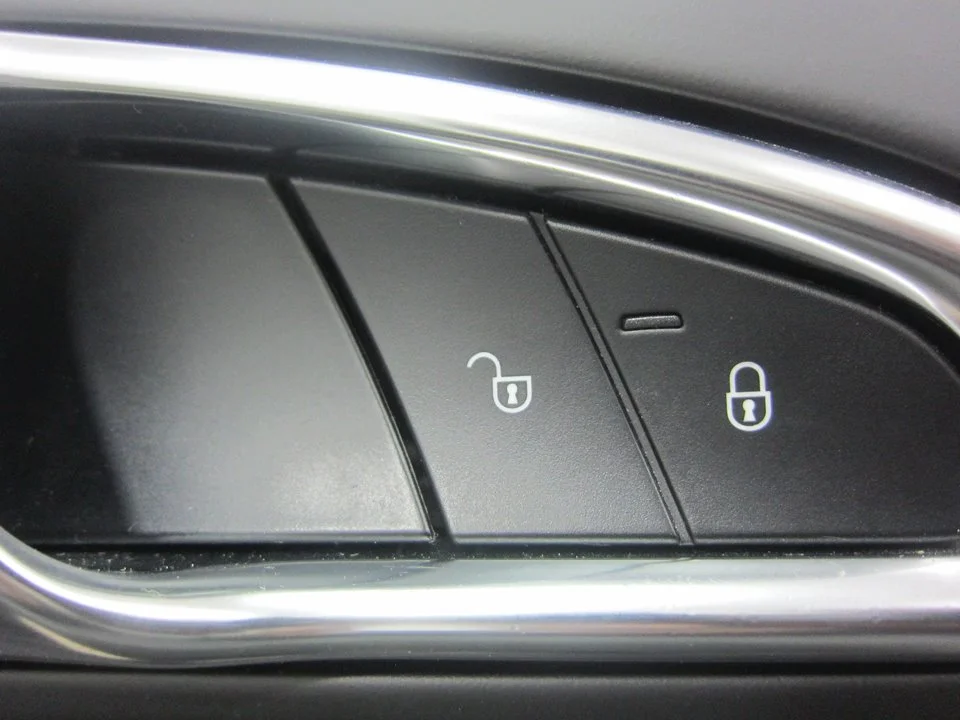 Foto de NO IDENTIFICADO PORSCHE CAYENNE (TIPO 92A) referencia 7PP962107E