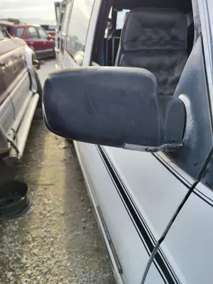 Foto de RETROVISOR DERECHO CHEVROLET ASTRO VAN 4.3 V6 CAT (189 CV / 139 KW)