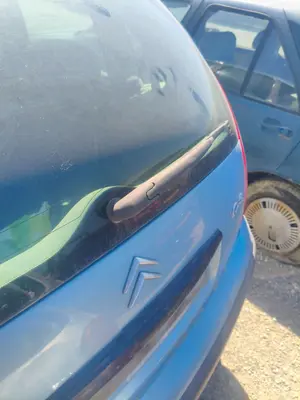 Foto de MOTOR LIMPIA TRASERO CITROEN C3 1.4  (73 CV / 54 KW)