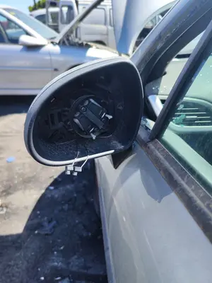 Foto de RETROVISOR IZQUIERDO PEUGEOT 207 1.4  (73 CV / 54 KW) referencia 8149ZG