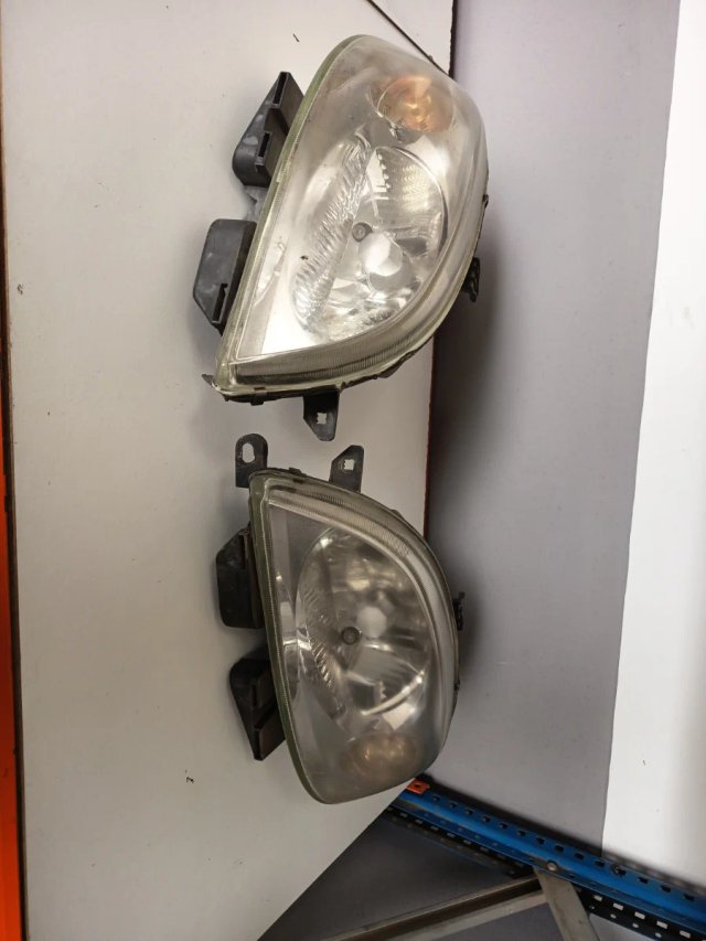 Foto de FAROS CITROEN SAXO (2 UNIDADES) CITROEN SAXO