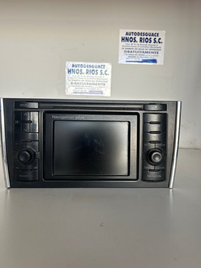 Foto de NAVEGADOR AUDI A6 4B0035192E AUDI A6
