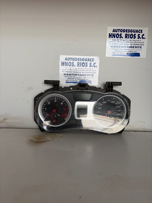 Foto de CUADRO COCHE RENAULT CLIO III RF.8200821001 RENAULT CLIO III
