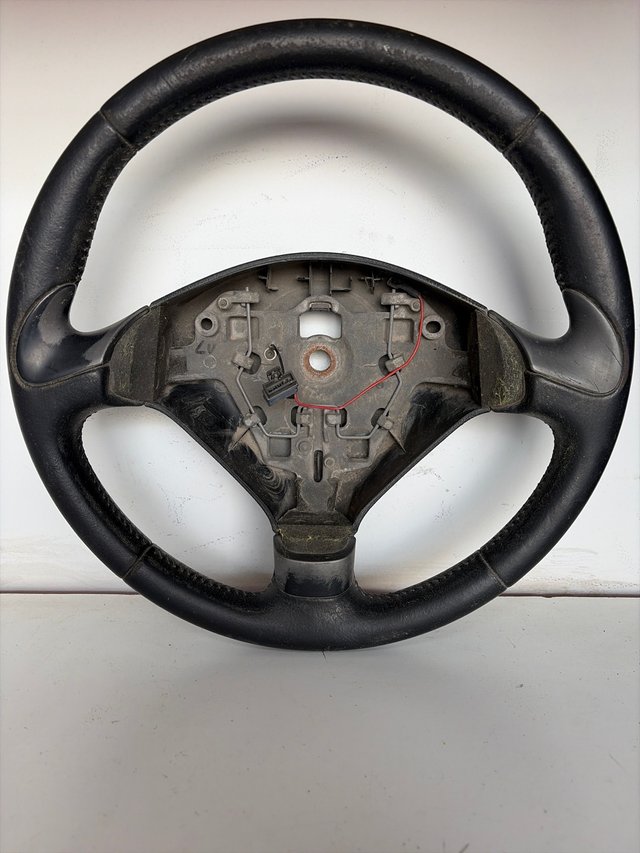 Foto de VOLANTE PEUGEOT 407 PEUGEOT 407
