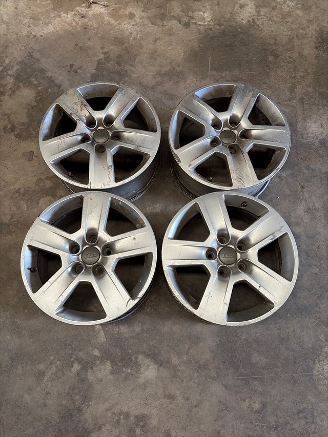 Foto de LLANTAS AUDI A4 16 RF8E0601025B AUDI A4