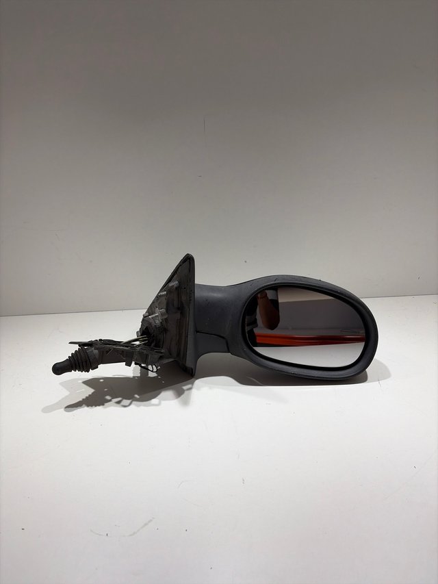 Foto de RETROVISOR RENAULT LAGUNA I (B56) 93-01 DERECHO RENAULT LAGUNA