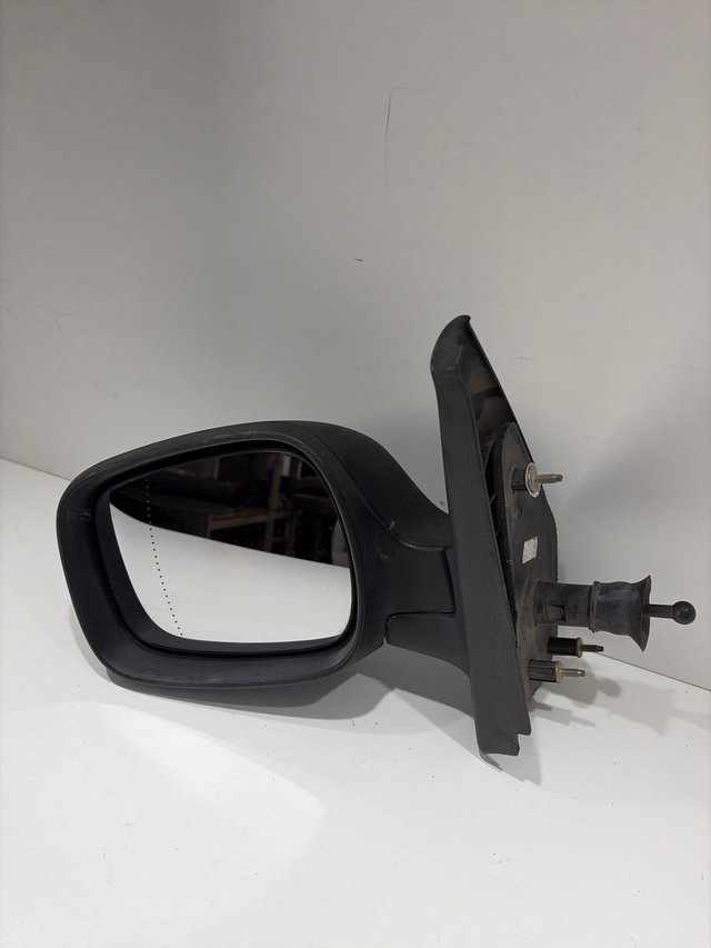 Foto de RETROVISOR KANGOO IZQ MANUAL SIN MARCA SIN MODELO