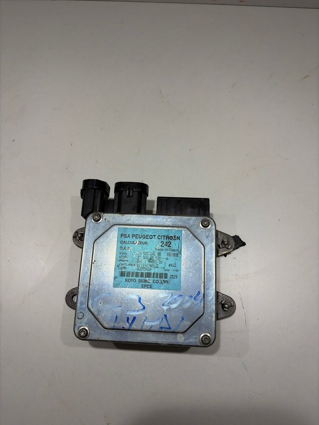 Foto de CALCULADOR PSA PEUGEOT CITROEN 242 CITROEN 242 1 3