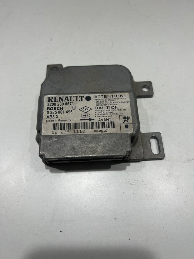 Foto de CENTRALITA AIRBAG RENAULT CLIO II 8200230857 RENAULT CLIO