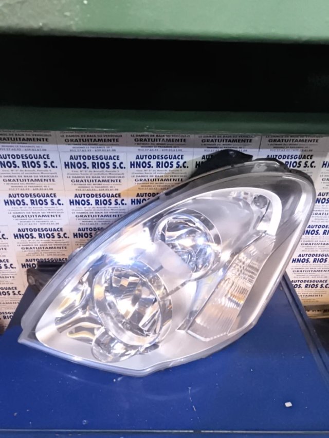 Foto de FARO IZQUIERDO IVECO - AÑO 2010 IVECO ANO 2010 1
