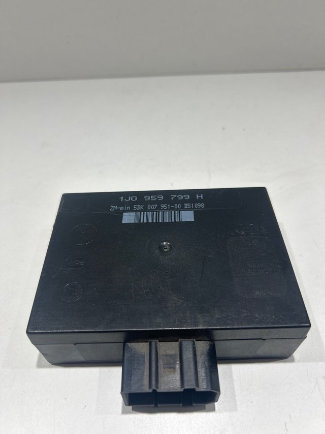 Foto de MÓDULO CONFORT VW, SEAT, SKODA 1J0959799 H SKODA 1J0959799 H 1