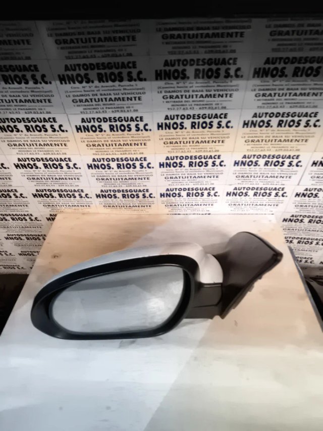 Foto de RETROVISOR DERECHO Y 30 SIN MARCA SIN MODELO