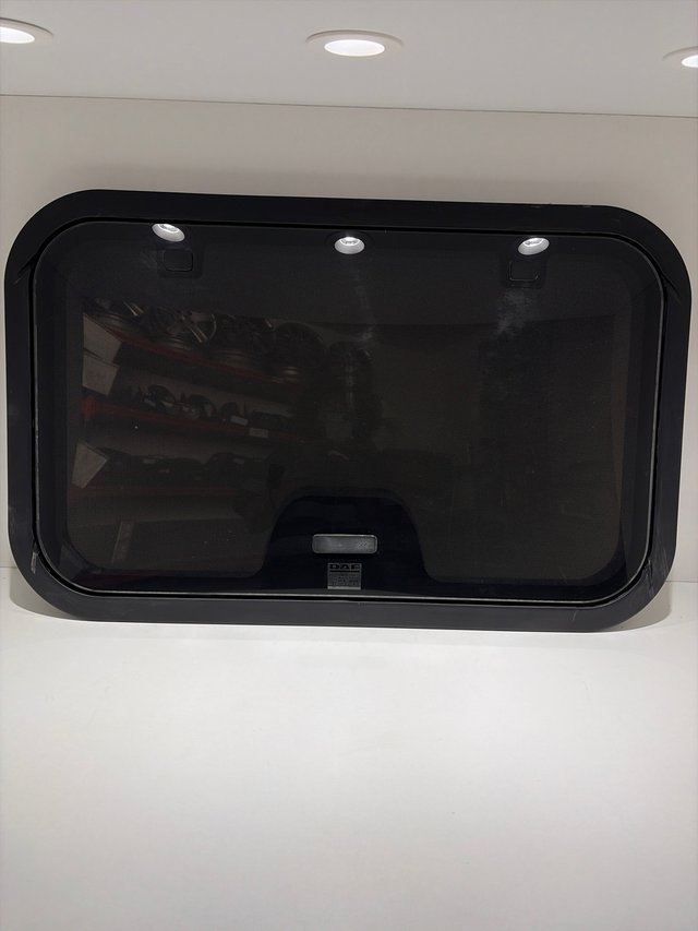 Foto de CLARABOYA DAF RF 1362882 SIN MARCA SIN MODELO