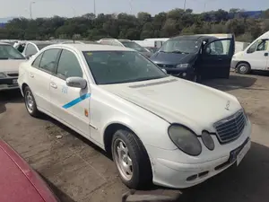 MERCEDES-BENZ CLASE E (BM 211) BERLINA foto 1