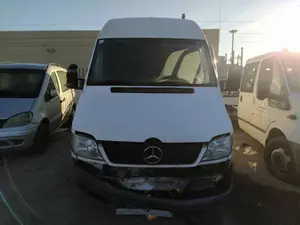 MERCEDES-BENZ SPRINTER FURGÓN foto 1
