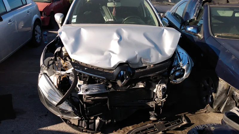 RENAULT CLIO IV