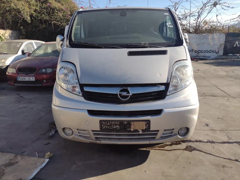 OPEL VIVARO CAMIÓN