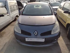 RENAULT CLIO III foto 1