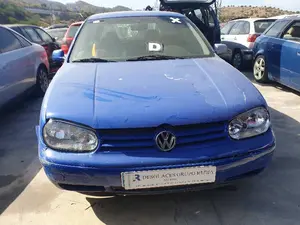 VOLKSWAGEN GOLF IV BERLINA (1J1)(10.1997) foto 1