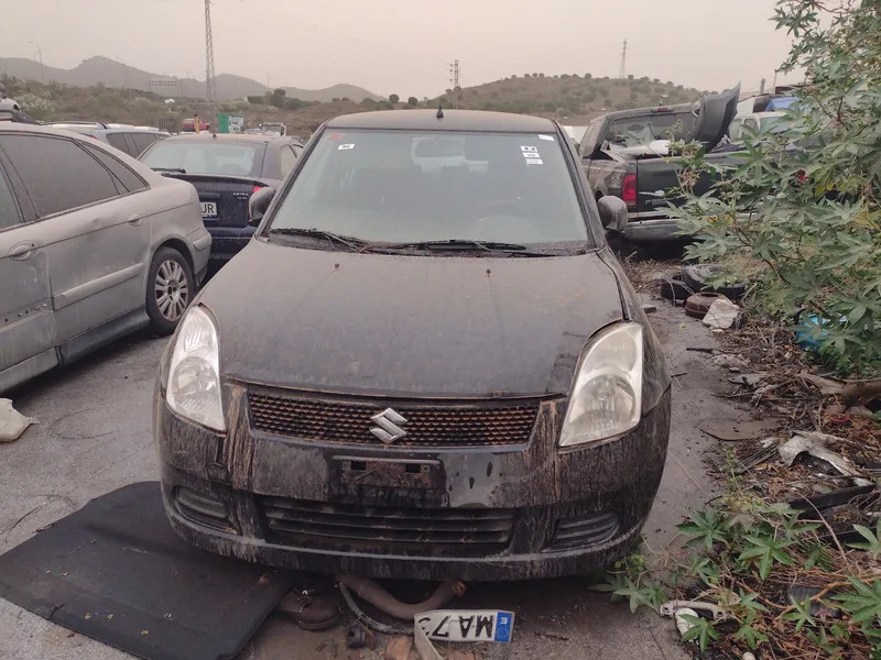 SUZUKI SWIFT BERLINA (RS/MZ)