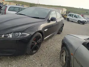 JAGUAR XF foto 4