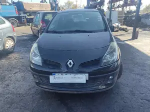 RENAULT CLIO III foto 1