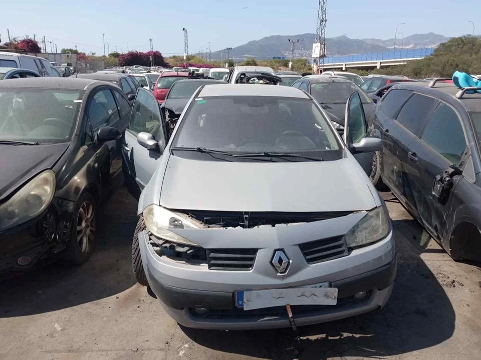 RENAULT MEGANE II CLASSIC BERLINA