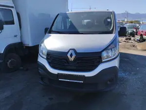RENAULT TRAFIC III FURGÓN foto 1