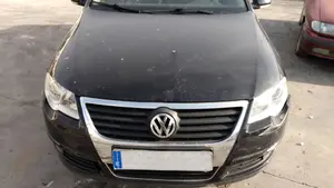 VOLKSWAGEN PASSAT BERLINA (3C2) foto 1
