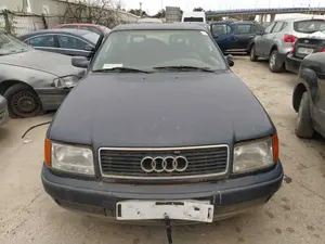 AUDI 100 AVANT (C4) foto 1