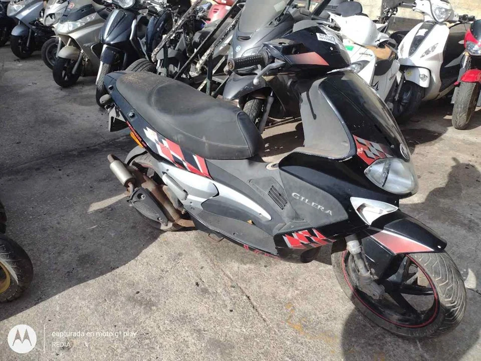 PIAGGIO (VESPA) (VESPA) GILERA