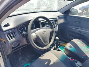 KIA RIO (JB) foto 3