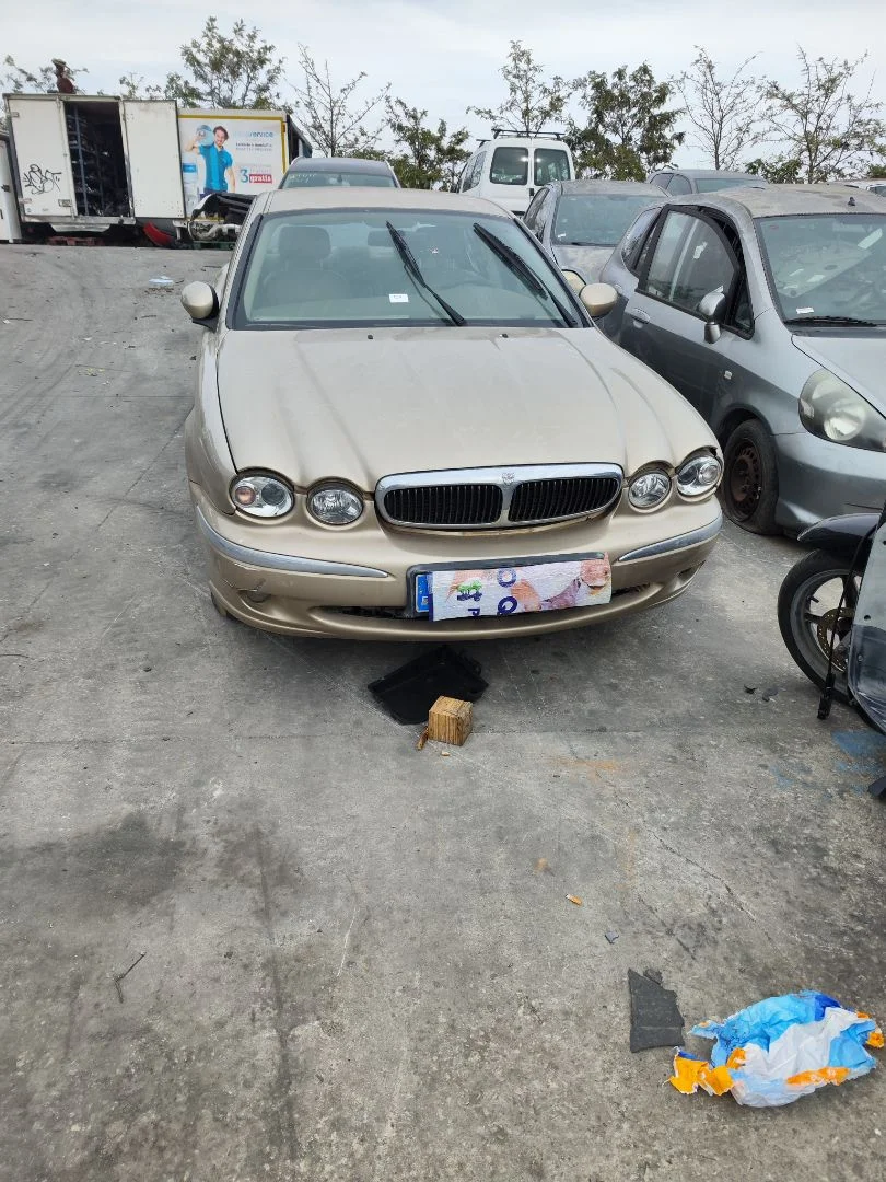 JAGUAR X-TYPE