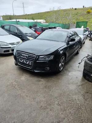 AUDI A5 COUPE (8T) foto 1