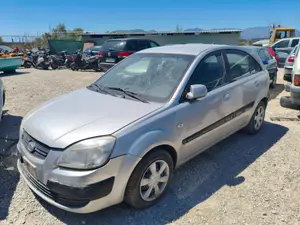 KIA RIO (JB) foto 4
