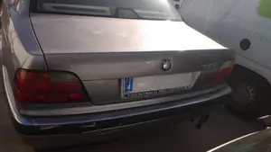 BMW SERIE 7 (E38) foto 10
