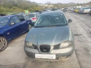 SEAT IBIZA (6L1) foto 1