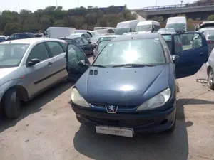 PEUGEOT 206 foto 1
