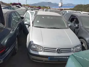VOLKSWAGEN GOLF IV BERLINA (1J1)(10.1997) foto 1