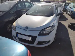 RENAULT MEGANE III BERLINA 5P foto 1